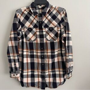Duluth Trading Co Womens M Black Brown Cream Plaid Shirt buttondown long sleeves